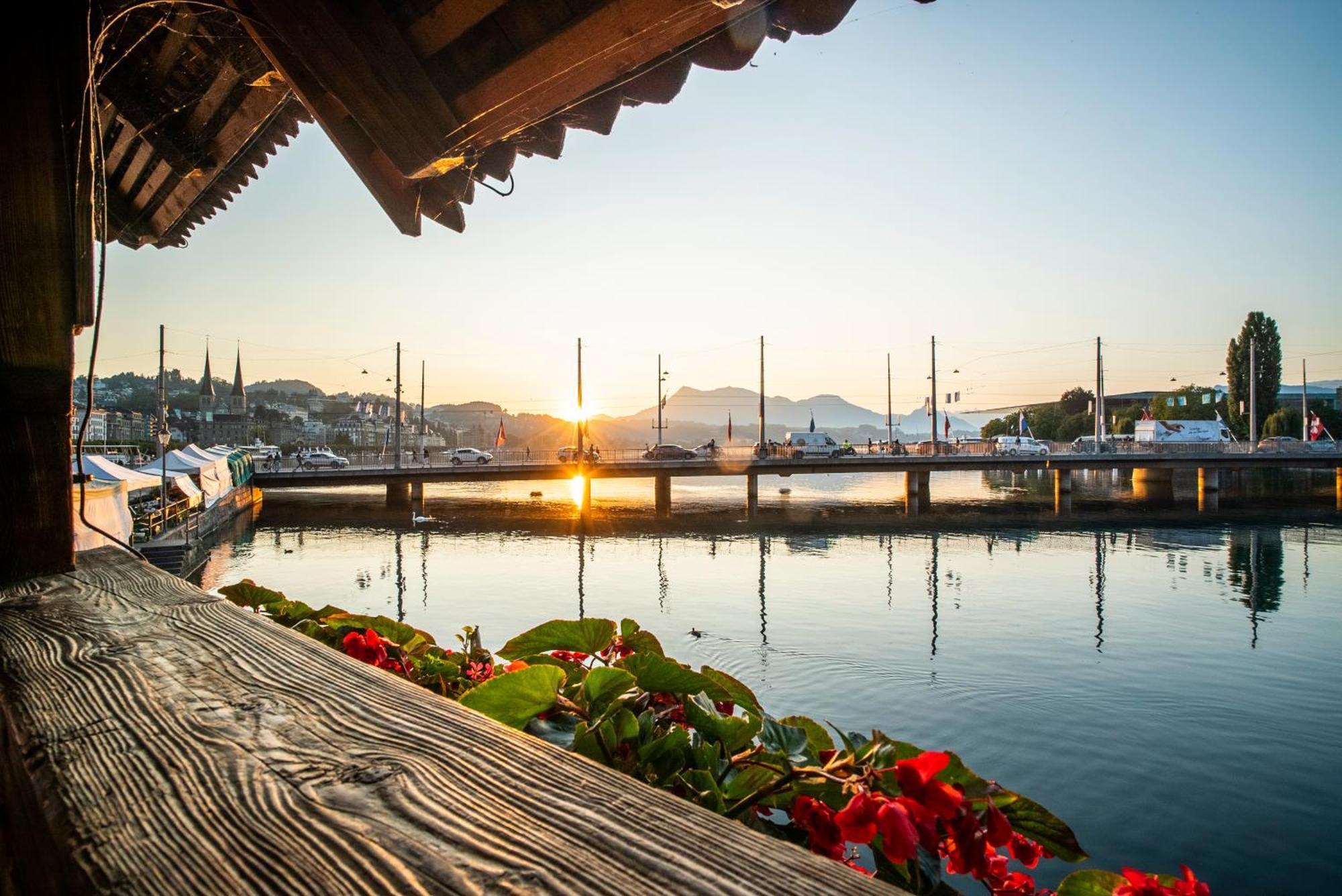 Glandon Rooms Limelight - Self-Check-In Lucern Exteriér fotografie